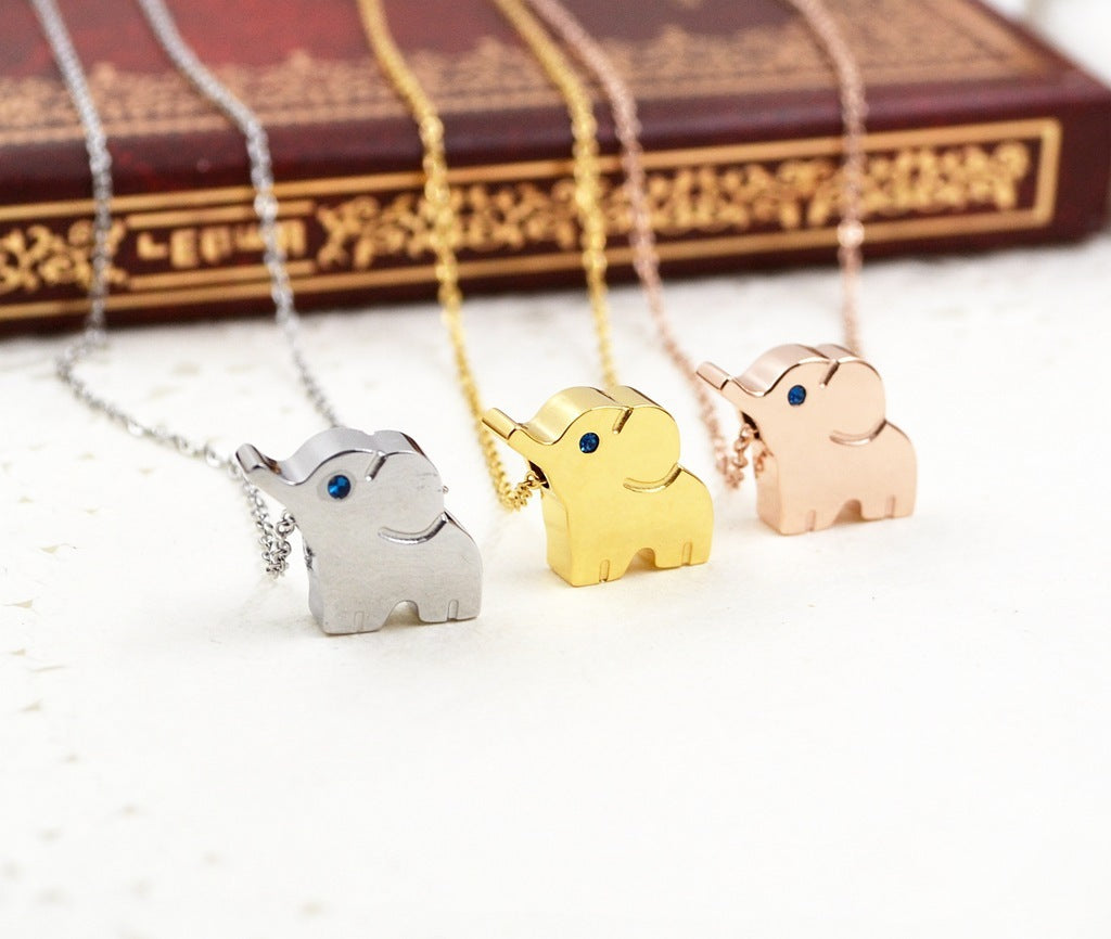 Fashion baby elephant necklace