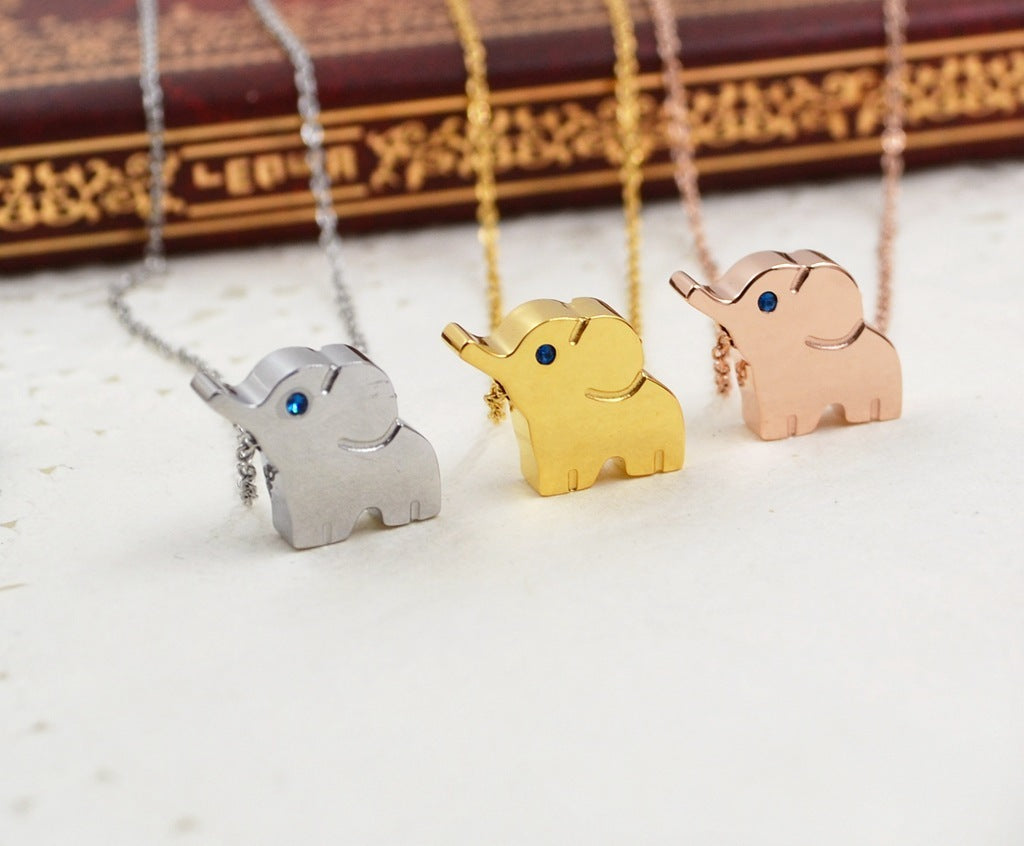 Fashion baby elephant necklace