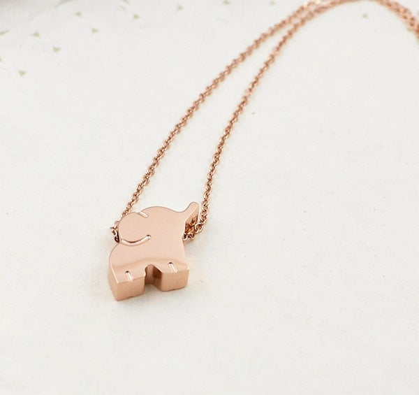 Fashion baby elephant necklace